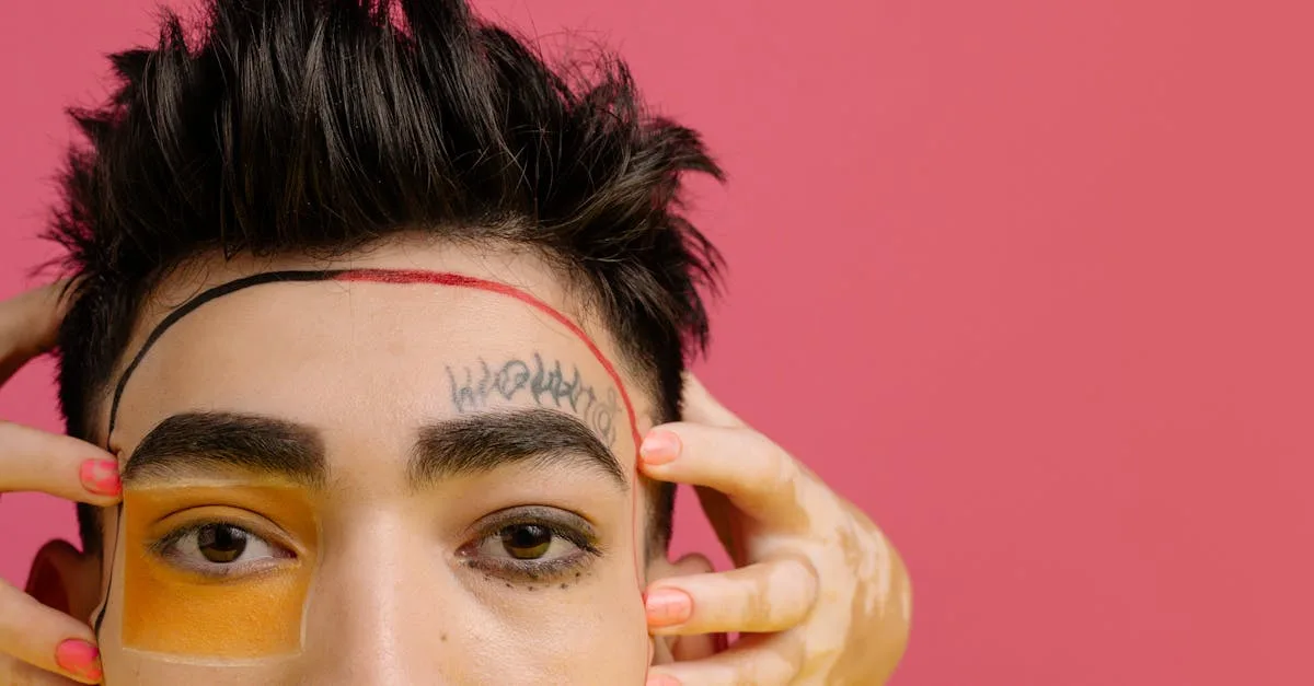 découvrez nos solutions efficaces pour l'élimination de tatouages sourcils, offrant une peau nette et un regard naturel.