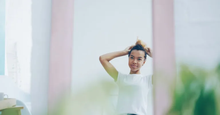 découvrez comment développer et renforcer votre confiance en soi pour mieux réussir dans tous les aspects de votre vie.