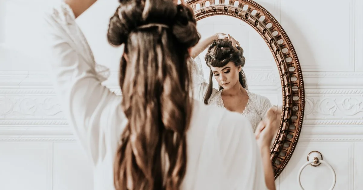 conseils et astuces pour des soins capillaires efficaces, pour des cheveux sains, brillants et résistants au quotidien.