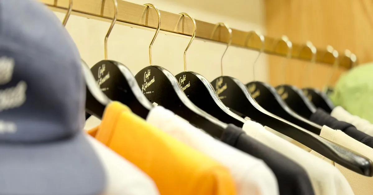 découvrez les dernières tendances shopping à narbonne : mode, accessoires et nouveautés incontournables pour un style unique.